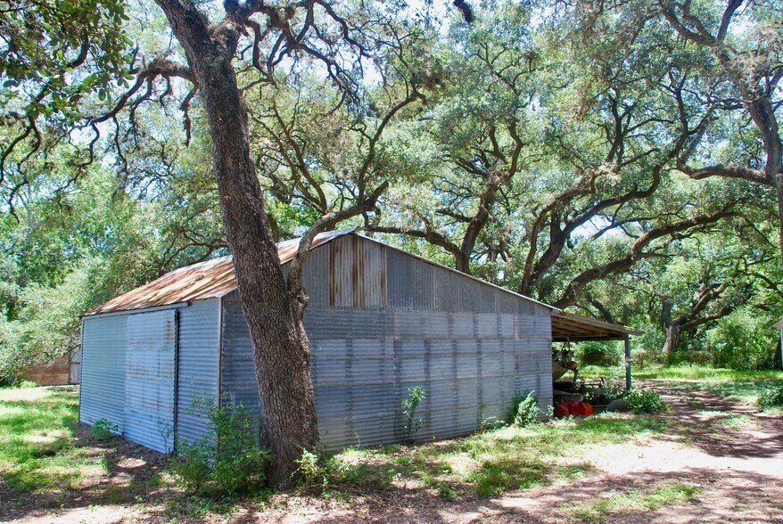 More Photos Of 29 County Road 77B, Hallettsville Land For Sale