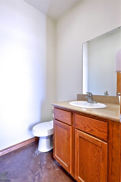 More Photos Of 3097 Brick Plant Rd, Snyder Manufacturing For Sale