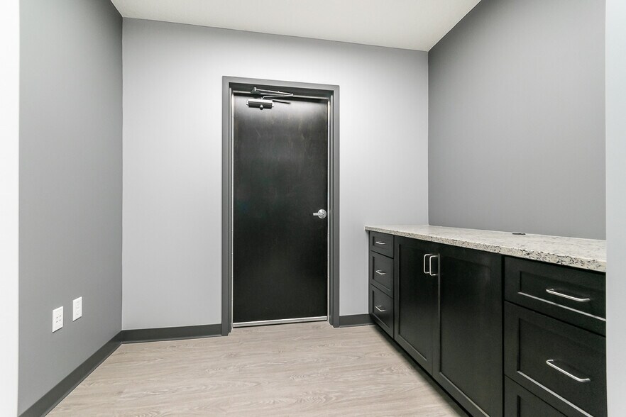 More Photos Of 3558 Masters Rd, Jacksonville Warehouse For Lease