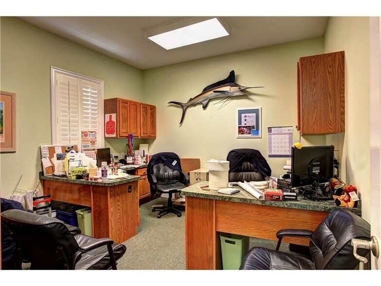 More Photos Of 181 Sebastian Blvd, Sebastian Light Manufacturing For Sale