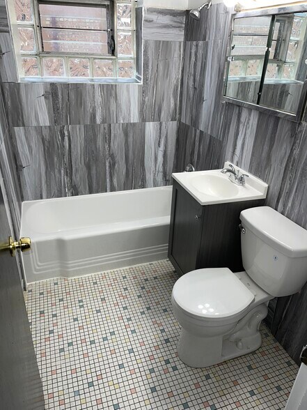 More Photos Of 10952 S Western Ave, Chicago Apartments For Sale