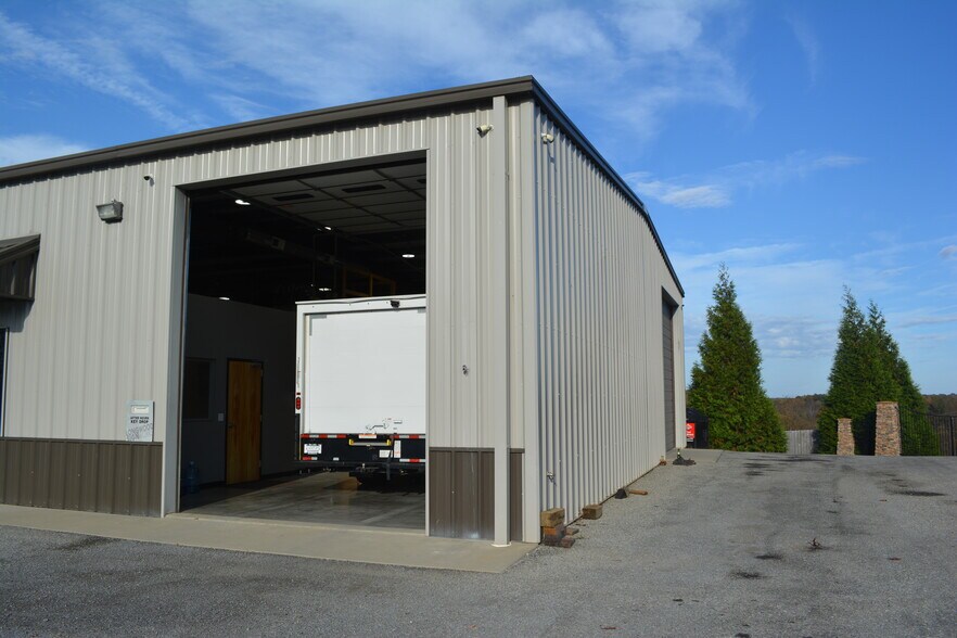 More Photos Of 17894 Virgil H Goode Hwy, Rocky Mount Light Distribution For Lease