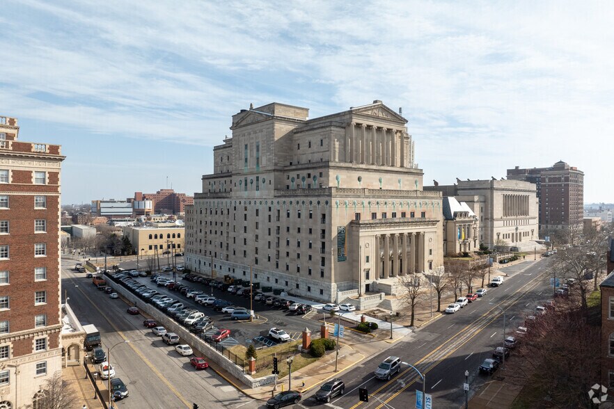 More Photos Of 3681 Lindell Blvd, Saint Louis Multifamily For Sale