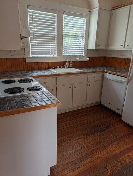 More Photos Of 1427 E Fort King St, Ocala Flex For Sale