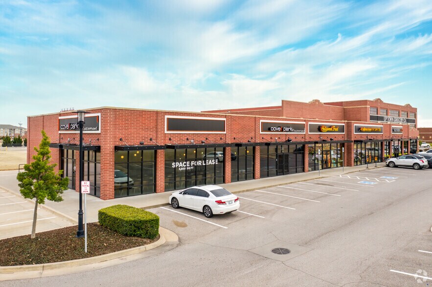 More Photos Of 1200-1260 W Covell Rd, Edmond General Retail For Lease