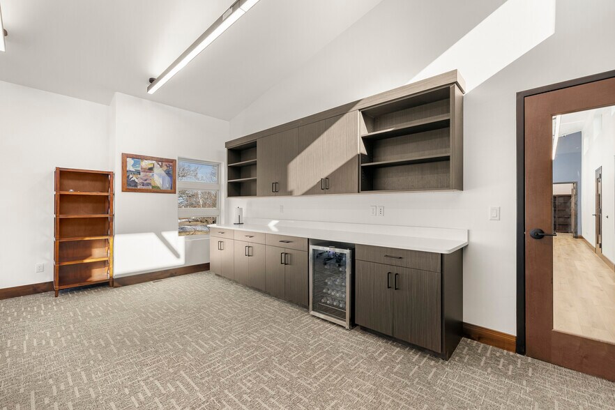 More Photos Of 865 3000 N, Rexburg Medical For Lease