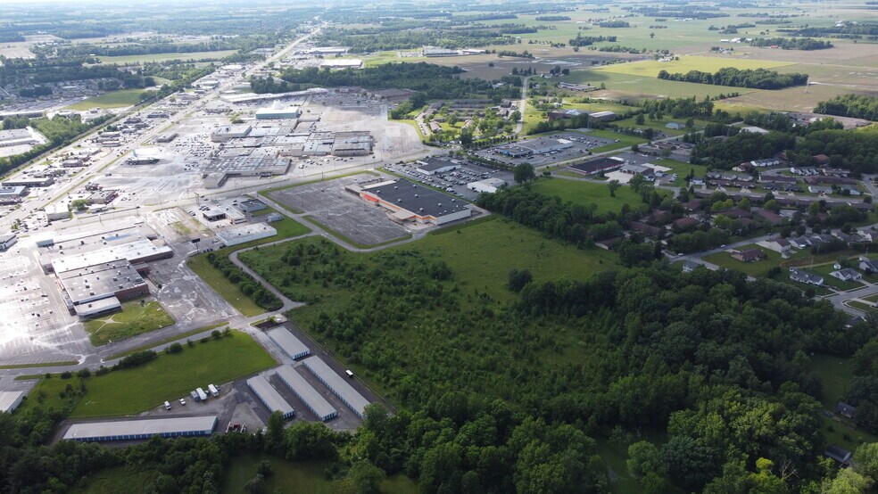 More Photos Of 2090 N Cable Rd, Lima Warehouse For Sale