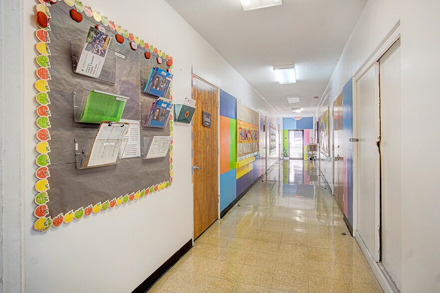 More Photos Of 2665 Clarendon Ave, Huntington Park Religious Facility For Lease