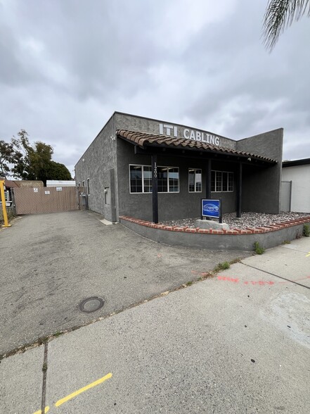 Primary Photo Of 1200 S Escondido Blvd, Escondido Freestanding For Lease