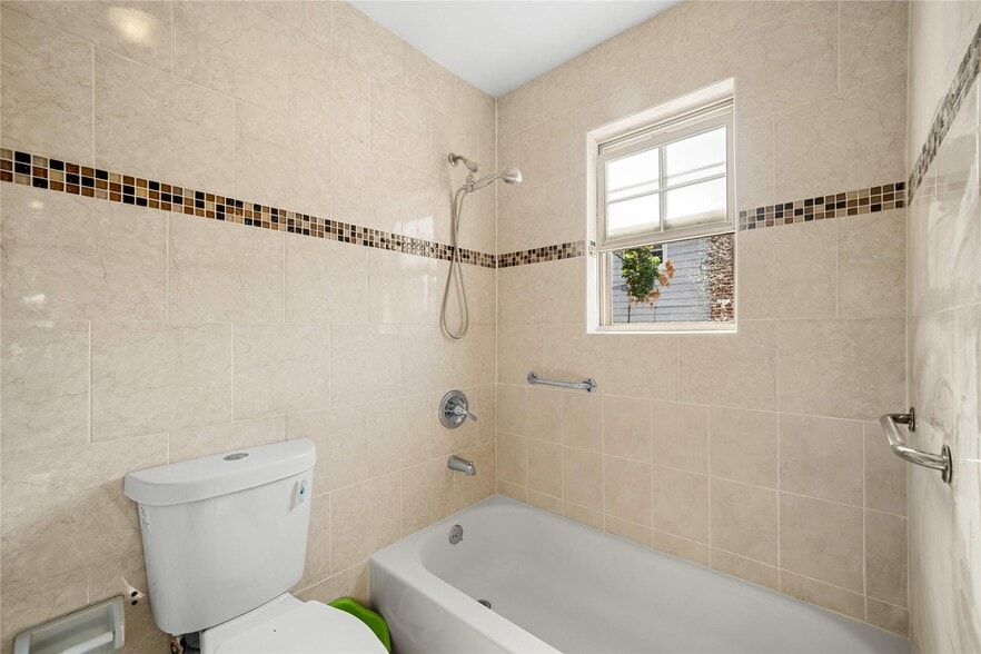 More Photos Of 22612 146th Ave, Springfield Gardens Multifamily For Sale