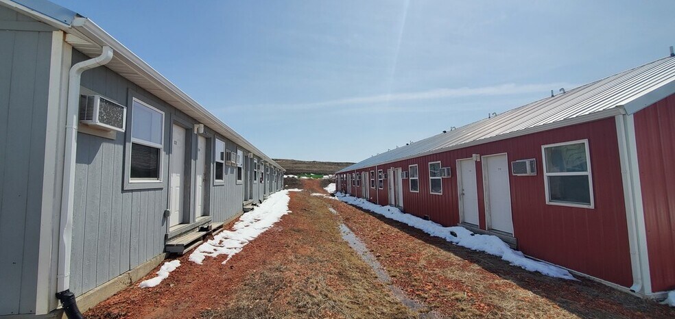 More Photos Of 2046 125th Ave, Watford City Apartments For Sale
