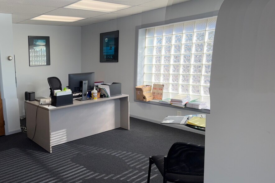 More Photos Of , Glenside Unknown For Sale