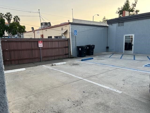 More Photos Of 504 S Harbor Blvd, Fullerton Freestanding For Sale