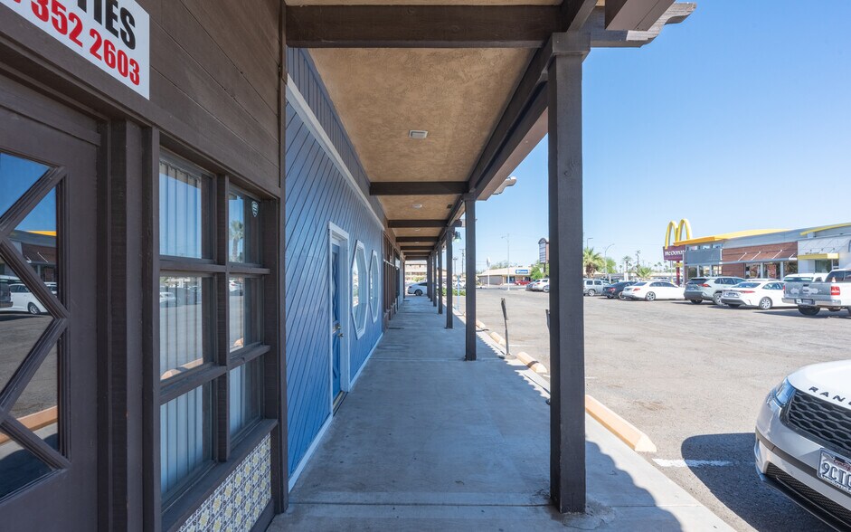 More Photos Of 301 N Imperial Ave, El Centro Storefront Retail Office For Sale