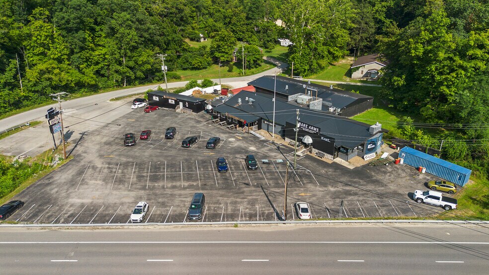 More Photos Of 2134 5th Street Rd, Huntington Restaurant For Sale