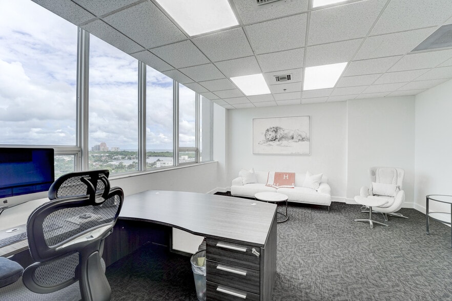 More Photos Of 2455 E Sunrise Blvd, Fort Lauderdale Loft Creative Space For Sale