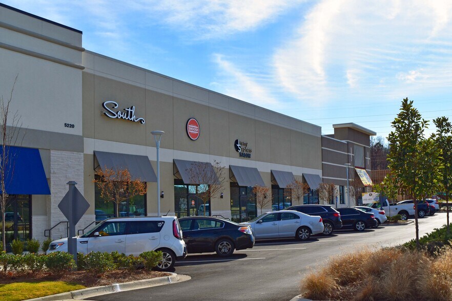 More Photos Of 5220 Peridot Pl, Hoover Storefront For Lease