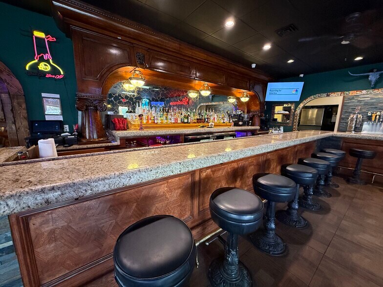 More Photos Of 109 E Corpening Ave, La Mesa Restaurant For Sale