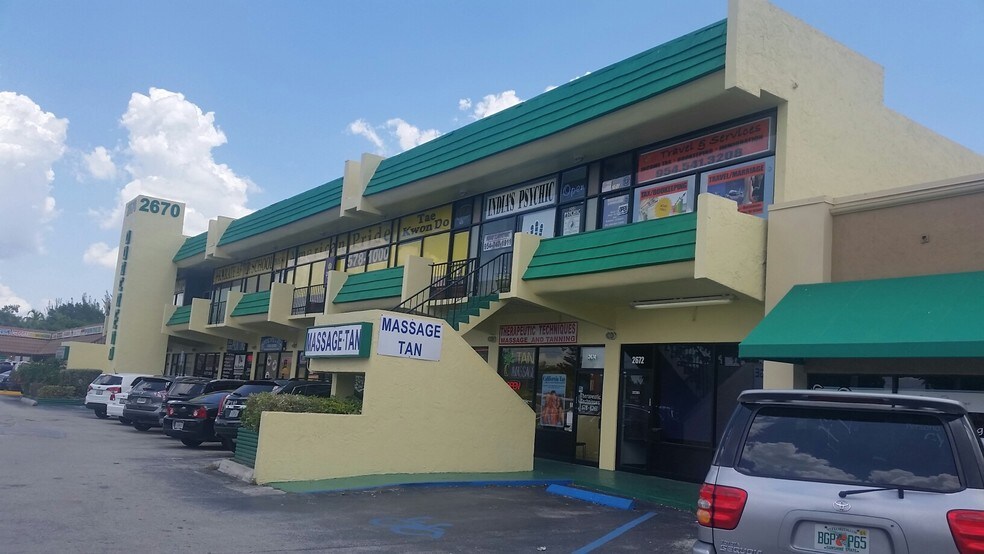 More Photos Of 2670 N University Dr, Sunrise Storefront Retail Office For Lease