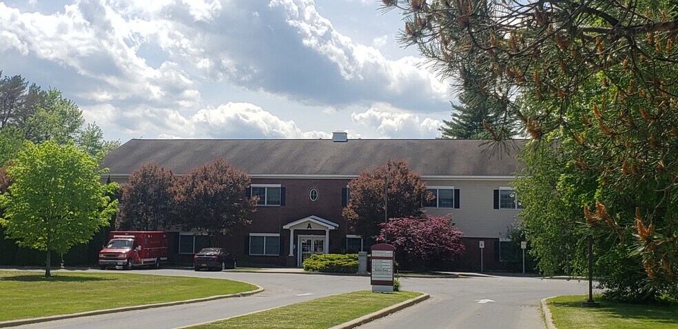 More Photos Of 375 Bay Rd, Queensbury Medical For Lease