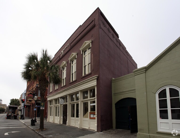 More Photos Of 167 E Bay St, Charleston Restaurant For Sale