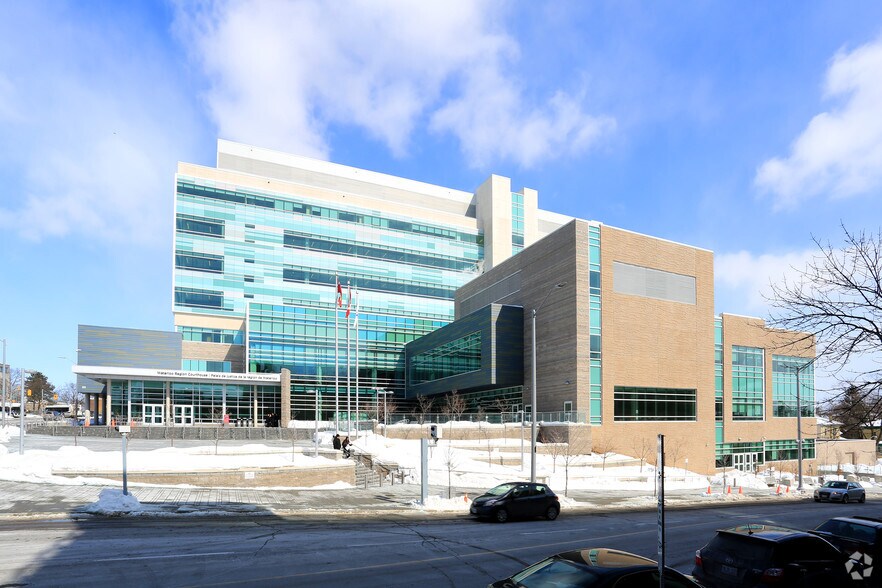 More Photos Of 85 Frederick St, Kitchener Office For Lease