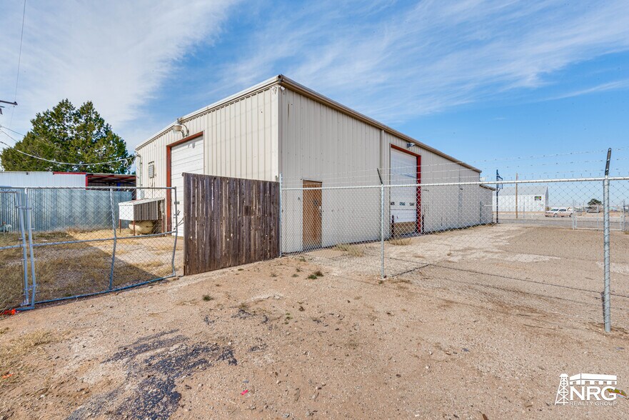 More Photos Of 130 E 52nd St, Odessa Industrial For Sale