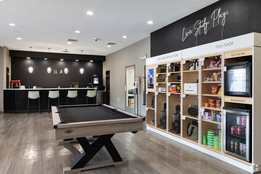 More Photos Of 500 Saluki Blvd, Carbondale Apartments For Sale