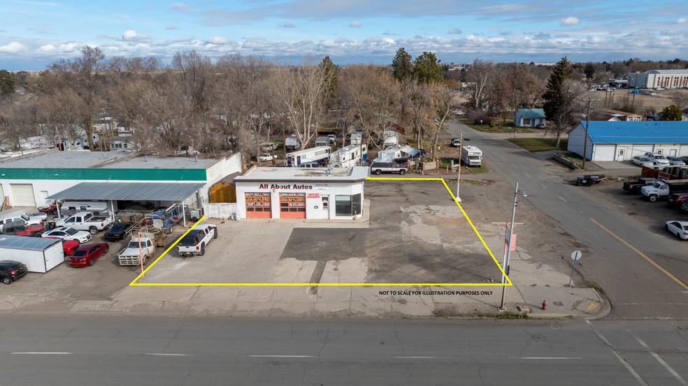 More Photos Of 300 W Main St, Jerome Auto Repair For Sale