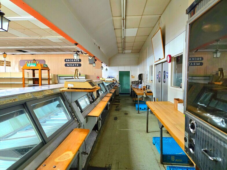 More Photos Of 24 W Main St, Mohawk Convenience Store For Sale