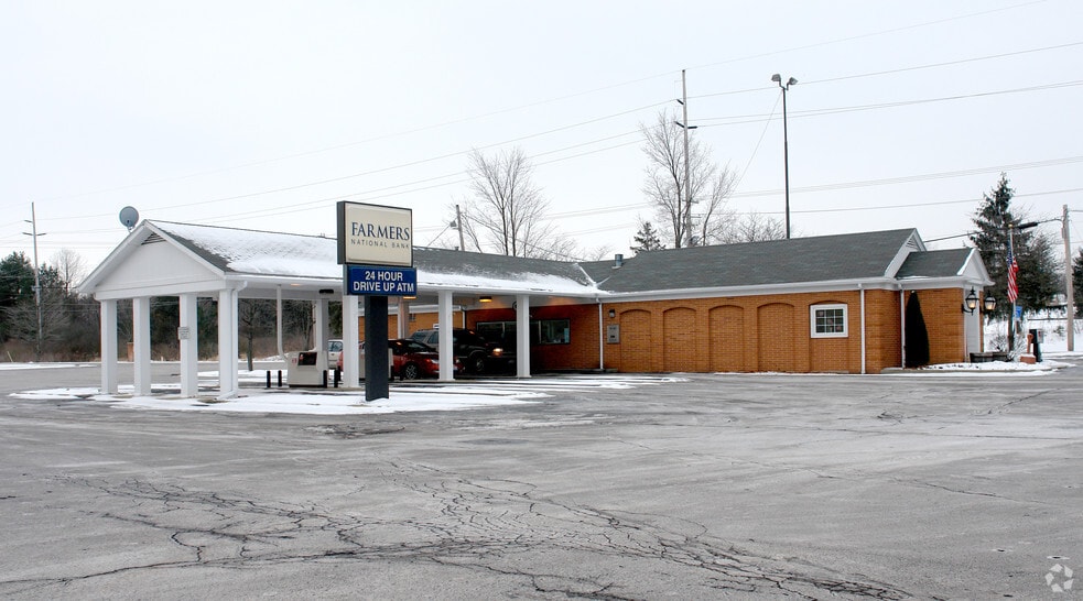 Primary Photo Of 405 E Main St, Canfield Unknown For Lease