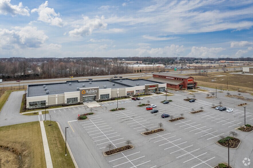 More Photos Of 35425 Chester Rd, Avon General Retail For Lease