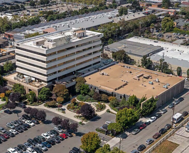More Photos Of 2600 10th St, Berkeley Office For Lease