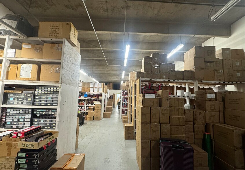 More Photos Of 1336 Sherman Dr, Longmont Manufacturing For Lease