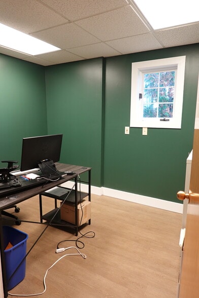 More Photos Of 527 Ocean Ave, Portland Medical For Sale