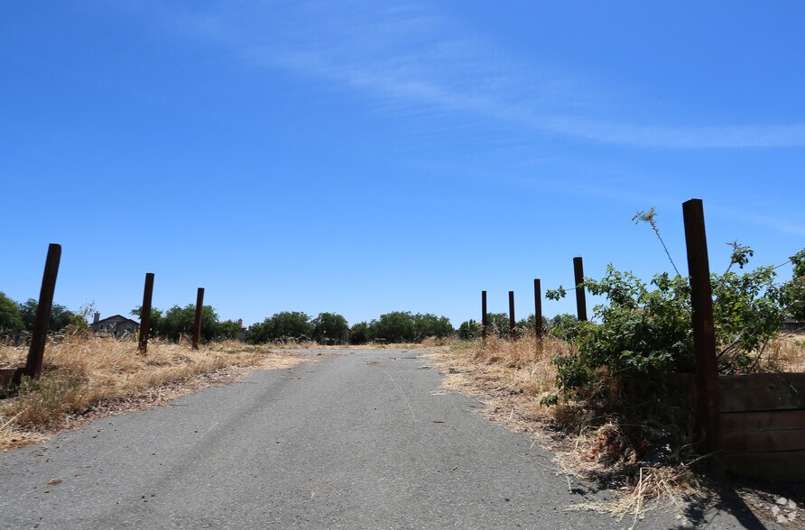 More Photos Of 4640 Balfour Rd, Brentwood Land For Sale