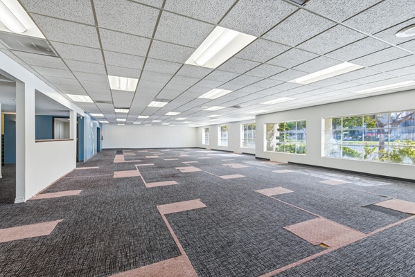 More Photos Of 2065-2095 Huntington Dr, San Marino Office For Sale