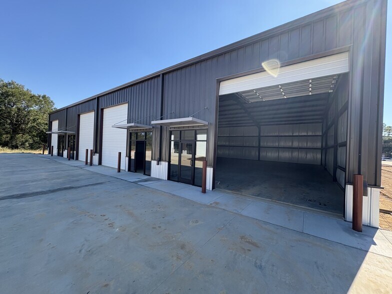 More Photos Of 12338 Spring Cypress Rd, Tomball Unknown For Lease