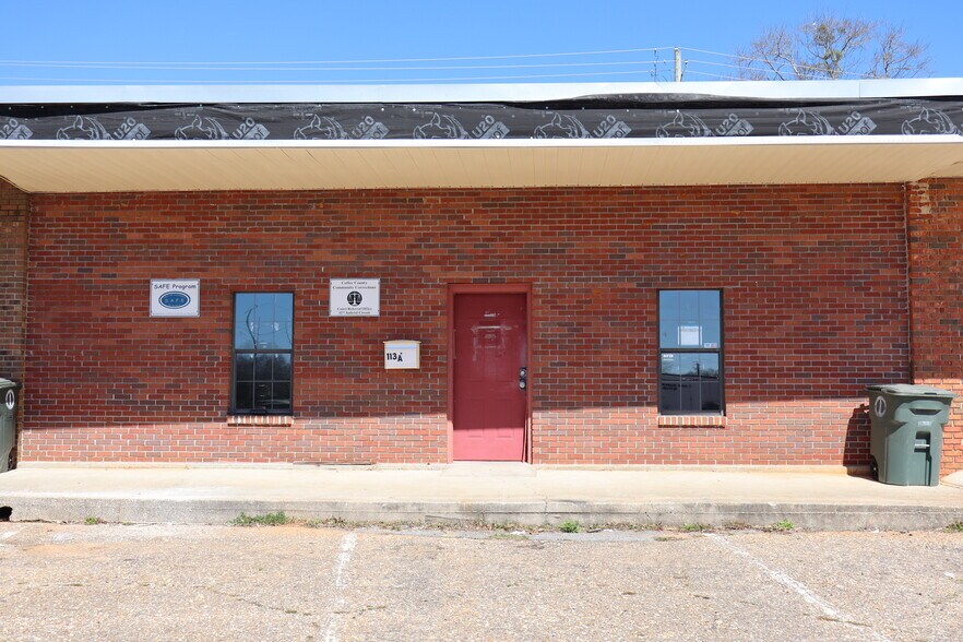 More Photos Of 501 Plaza Dr, Enterprise Storefront Retail Office For Sale