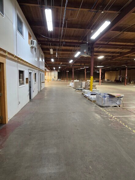 More Photos Of 1600 North Ave W, Missoula Warehouse For Lease