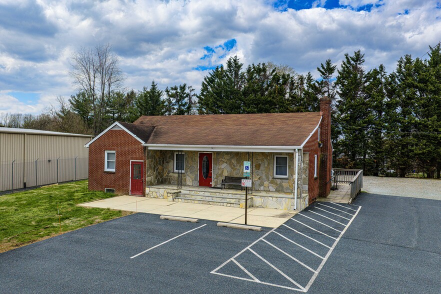 More Photos Of 1379 W Jarrettsville Rd, Forest Hill Office For Sale