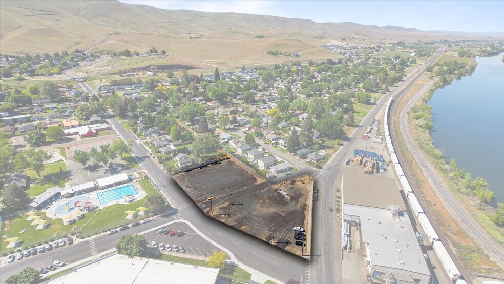 More Photos Of 725 Park ave, Prosser Land For Sale