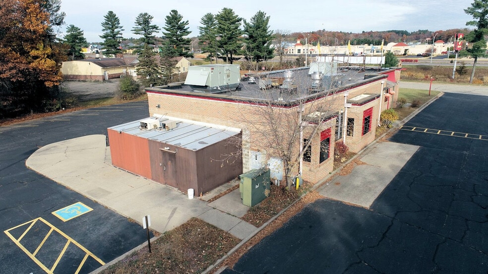 More Photos Of 630 S Frontage Rd, Wisconsin Dells Fast Food For Sale