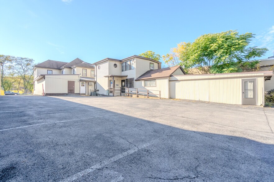 More Photos Of 3532 W Genesee St, Syracuse Restaurant For Sale