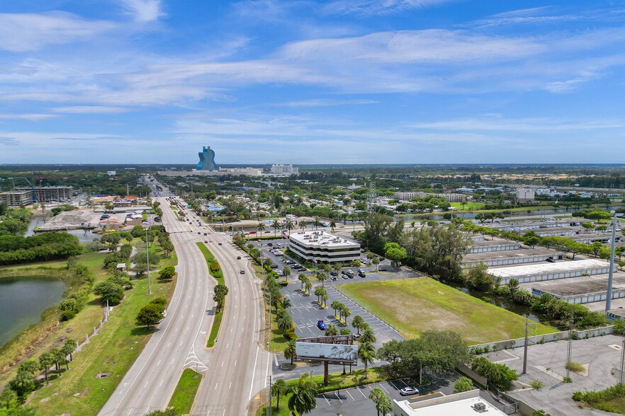 More Photos Of 4491 S State Road 7, Davie Office For Lease