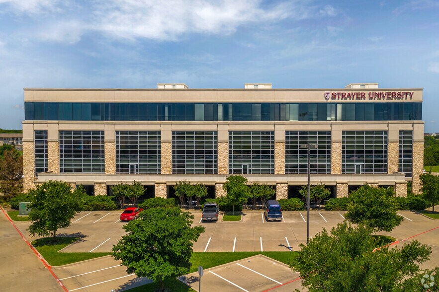 More Photos Of 610 Uptown Blvd, Cedar Hill Office For Sale