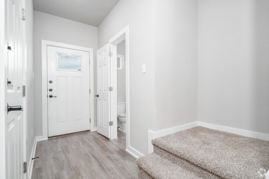 More Photos Of 11327 Clearmine St, San Antonio Apartments For Sale