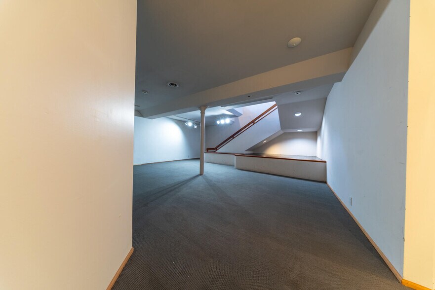 More Photos Of 5-9 S Newstead Ave, Saint Louis Storefront For Sale