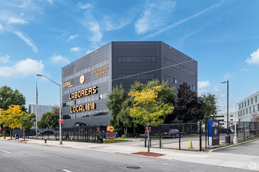 More Photos Of 1720 Whitestone Expy, Whitestone Office For Lease