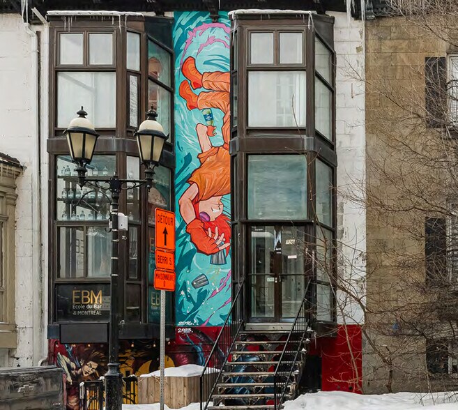 More Photos Of , Montréal General Retail For Sale